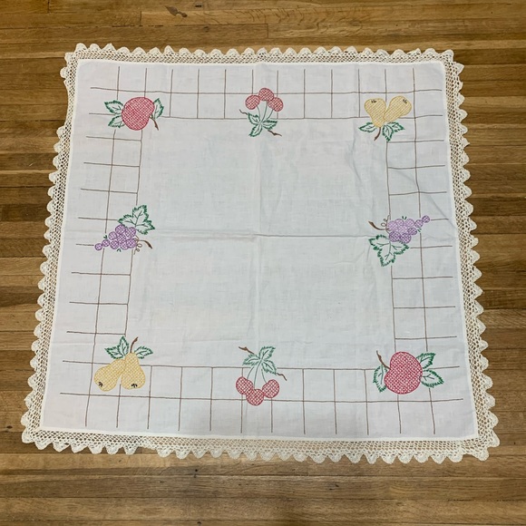 Vintage Table Cloth with Fruit Embroidery - Picture 1 of 6